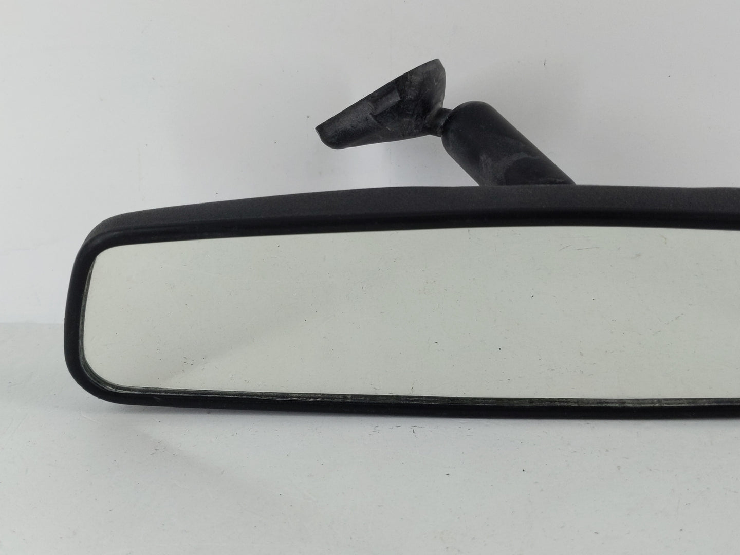 2014-2018 Kia Forte Interior Rear View Mirror Replacement OEM P/N:E8011083 Fits OEM Used Auto Parts - Oemusedautoparts1.com