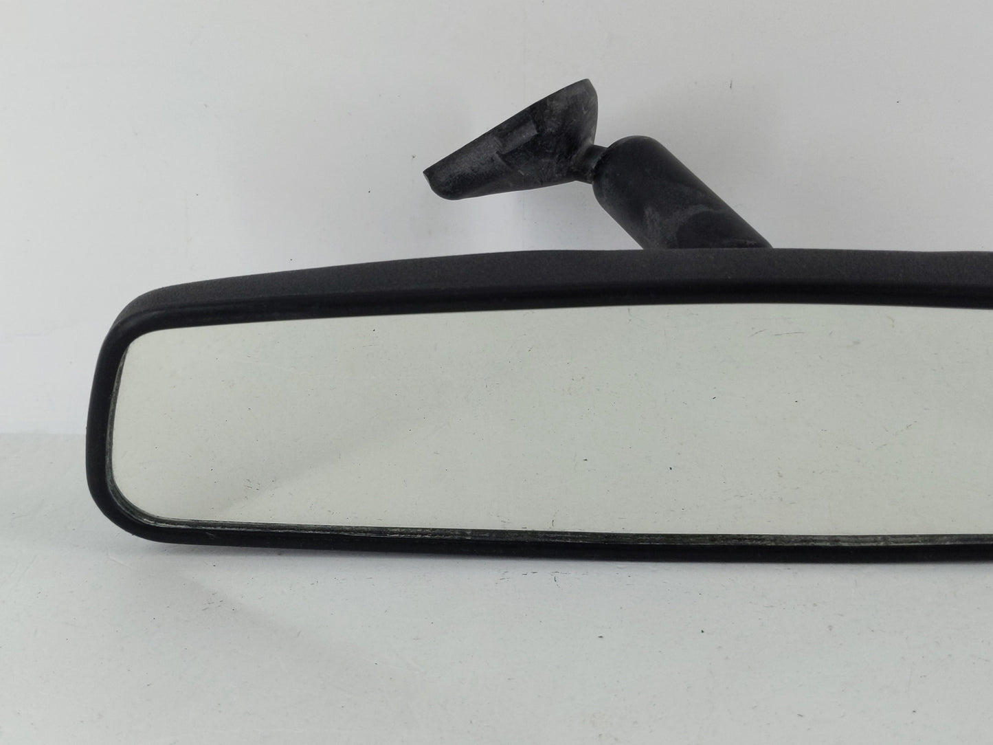 2014-2018 Kia Forte Interior Rear View Mirror Replacement OEM P/N:E8011083 Fits OEM Used Auto Parts - Oemusedautoparts1.com