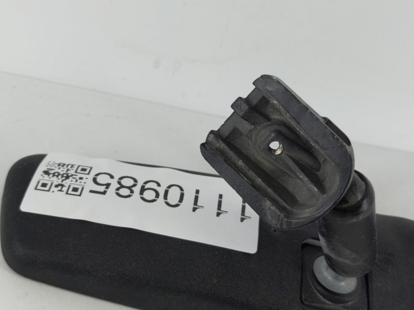 2014-2018 Kia Forte Interior Rear View Mirror Replacement OEM P/N:E8011083 Fits OEM Used Auto Parts - Oemusedautoparts1.com