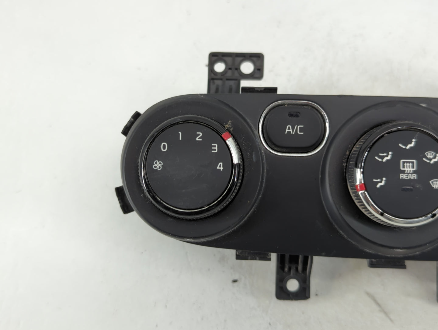 2017 Kia Forte Climate Control Module Temperature AC/Heater Replacement P/N:97250 B0AA0 Fits OEM Used Auto Parts - Oemusedau