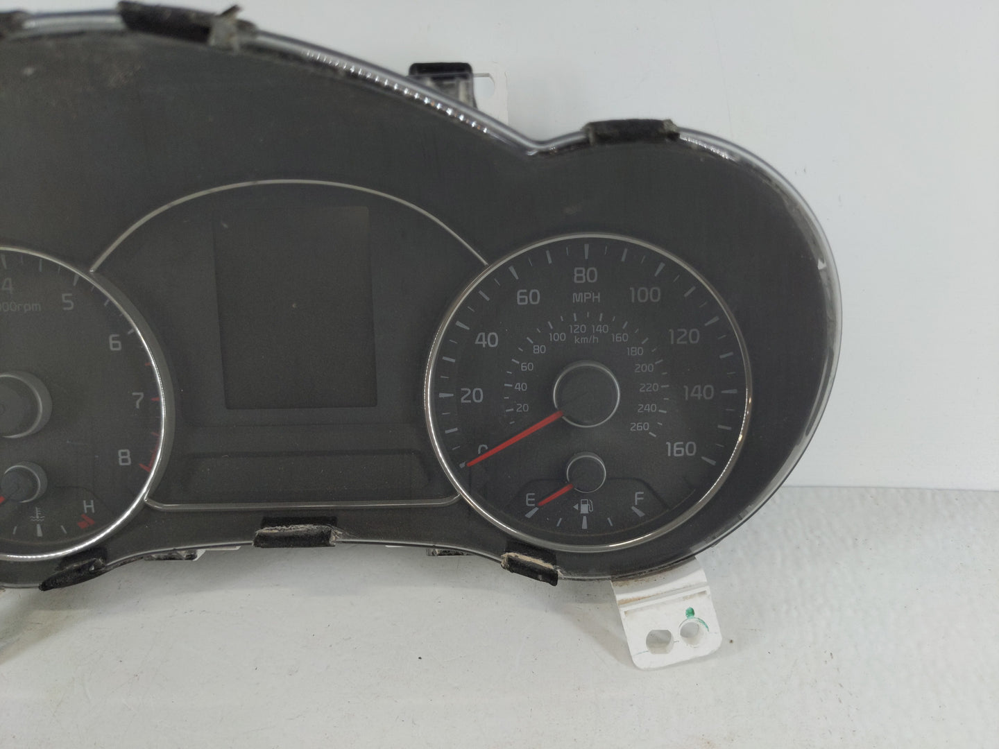 2017-2018 Kia Forte Instrument Cluster Speedometer Gauges P/N:94003-B0300 Fits Fits 2017 2018 OEM Used Auto Parts - Oemuseda