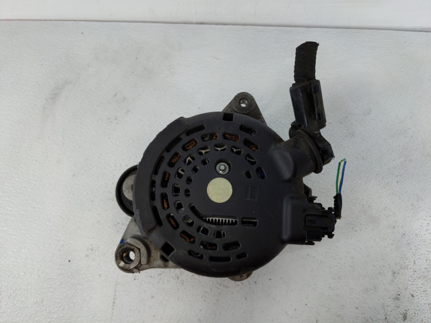 2017-2018 Kia Forte Alternator Replacement Generator Charging Assembly Engine OEM P/N:37300-2E721 Fits Fits 2017 2018 2019 2
