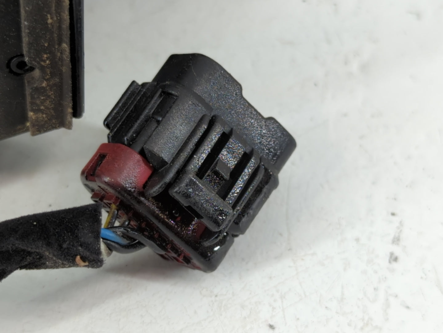 2016-2018 Kia Forte Side Mirror Replacement Passenger Right View Door Mirror P/N:E4023916 Fits Fits 2016 2017 2018 OEM Used 