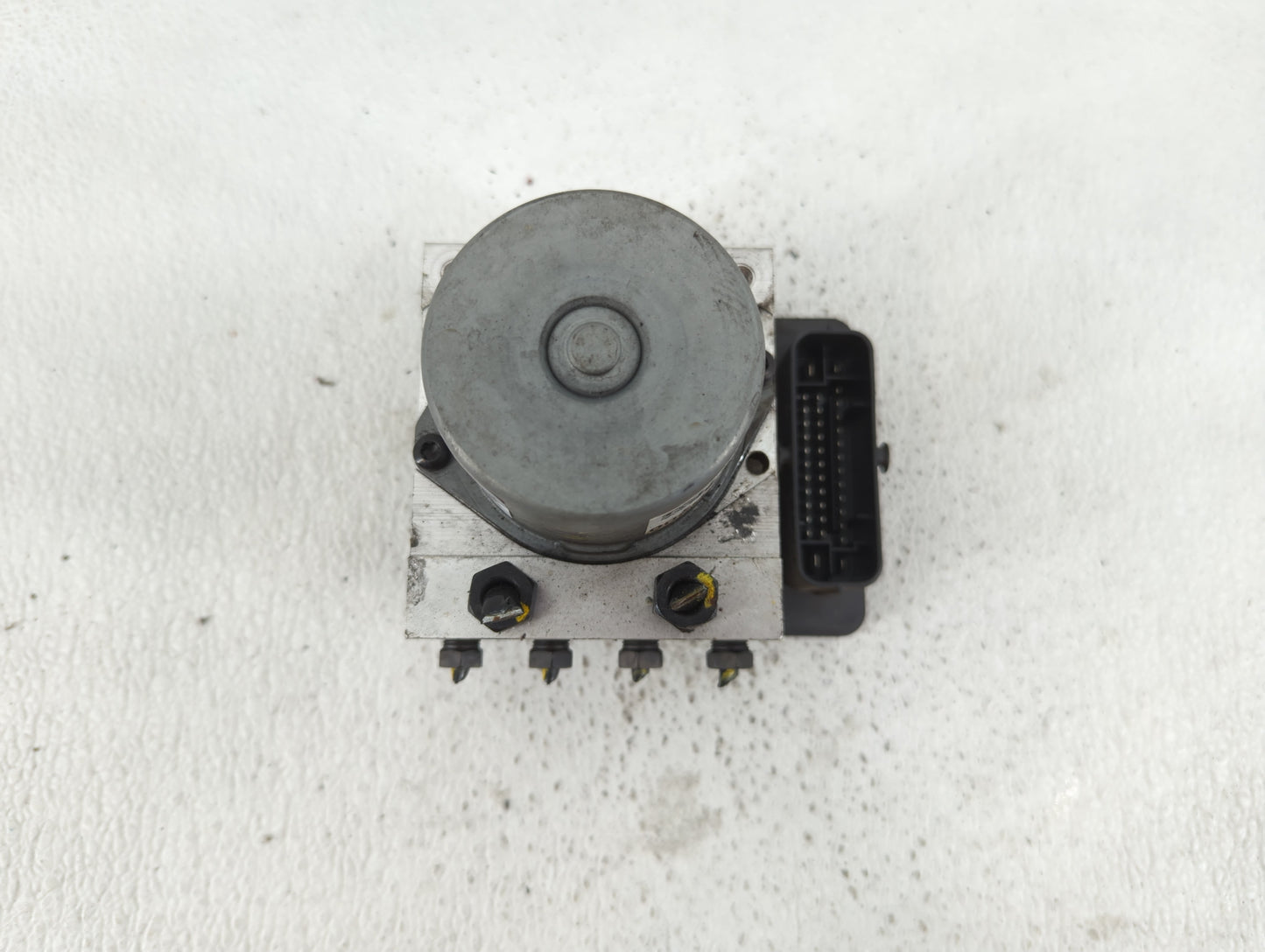 2017-2018 Kia Forte ABS Pump Control Module Replacement P/N:58900-B0200 Fits Fits 2017 2018 OEM Used Auto Parts - Oemusedaut