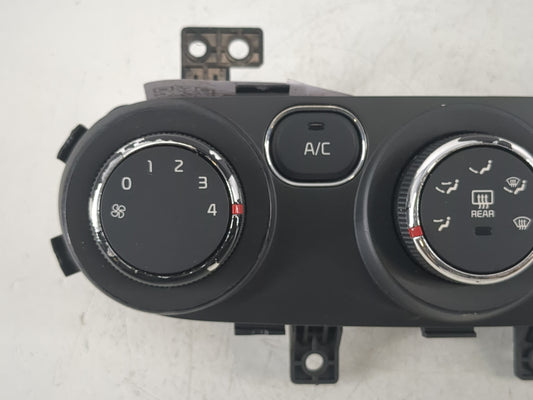 2017-2018 Kia Forte Climate Control Module Temperature AC/Heater Replacement P/N:97250-A7XXX 97250-B0AA0 Fits Fits 2017 2018 OEM Used Auto Parts