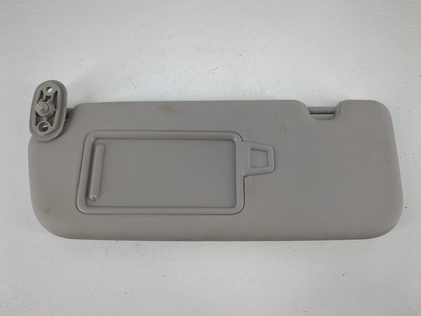 2017-2018 Kia Forte Sun Visor Shade Replacement Passenger Right Mirror Fits Fits 2017 2018 OEM Used Auto Parts - Oemusedauto