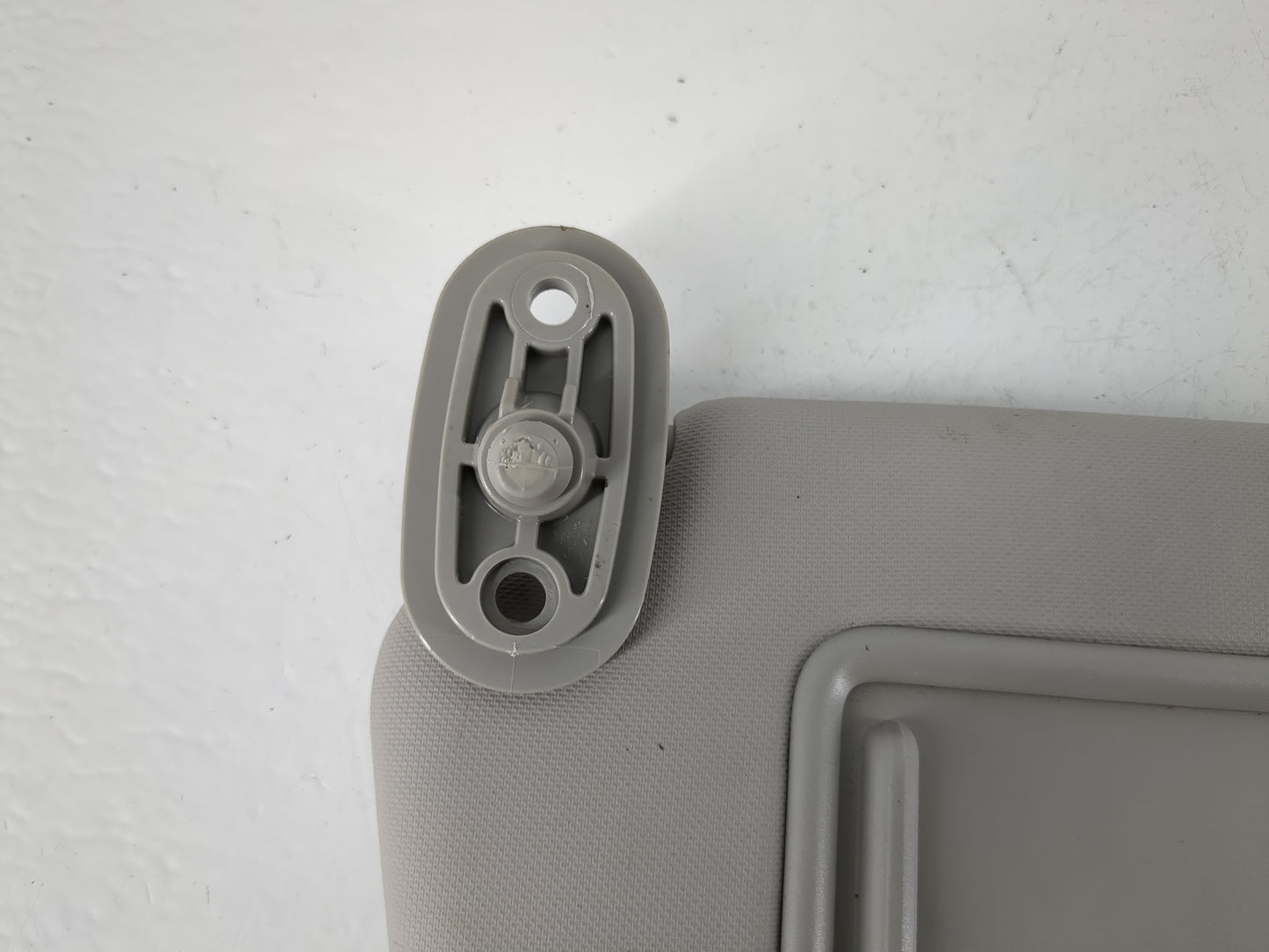 2017-2018 Kia Forte Sun Visor Shade Replacement Passenger Right Mirror Fits Fits 2017 2018 OEM Used Auto Parts - Oemusedauto