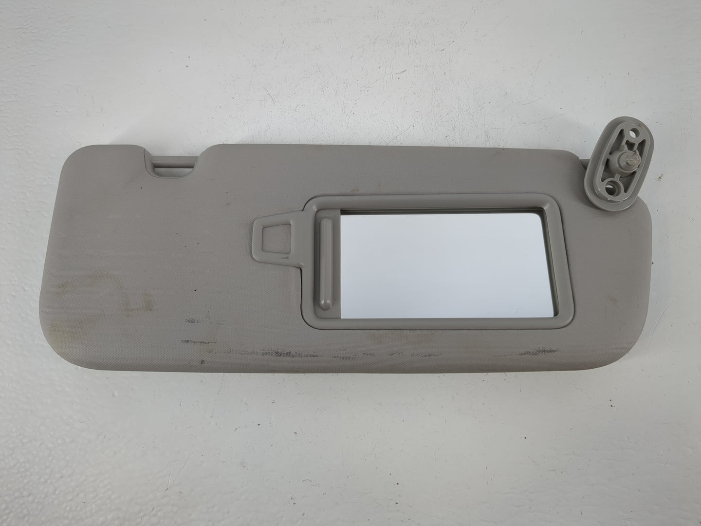 2017-2018 Kia Forte Sun Visor Shade Replacement Passenger Right Mirror Fits Fits 2017 2018 OEM Used Auto Parts - Oemusedauto