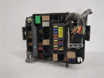 2017-2018 Kia Forte Fusebox Fuse Box Panel Relay Module P/N:91218 B0400 Fits Fits 2017 2018 OEM Used Auto Parts