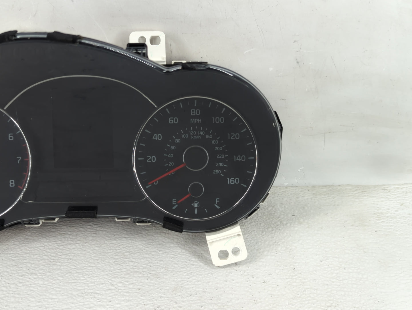2017-2018 Kia Forte Instrument Cluster Speedometer Gauges P/N:94013-B0300 Fits Fits 2017 2018 OEM Used Auto Parts - Oemuseda
