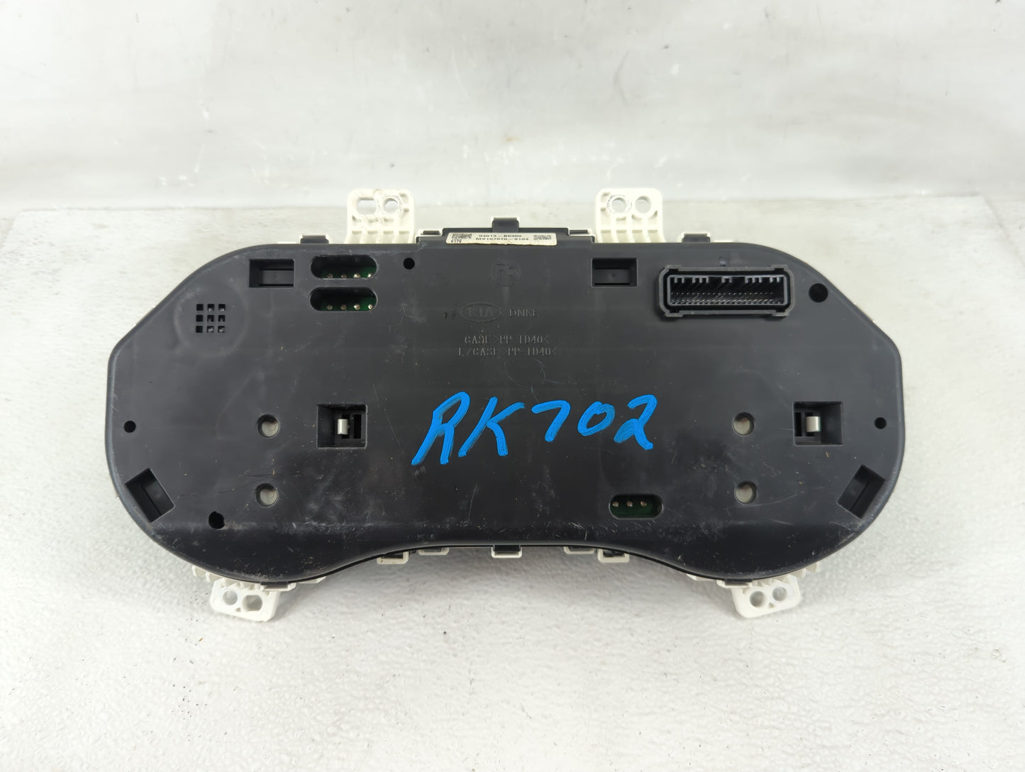 2017-2018 Kia Forte Instrument Cluster Speedometer Gauges P/N:94013-B0300 Fits Fits 2017 2018 OEM Used Auto Parts - Oemuseda