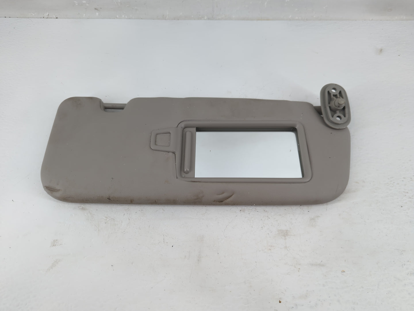 2017-2018 Kia Forte Sun Visor Shade Replacement Passenger Right Mirror Fits Fits 2017 2018 OEM Used Auto Parts - Oemusedauto