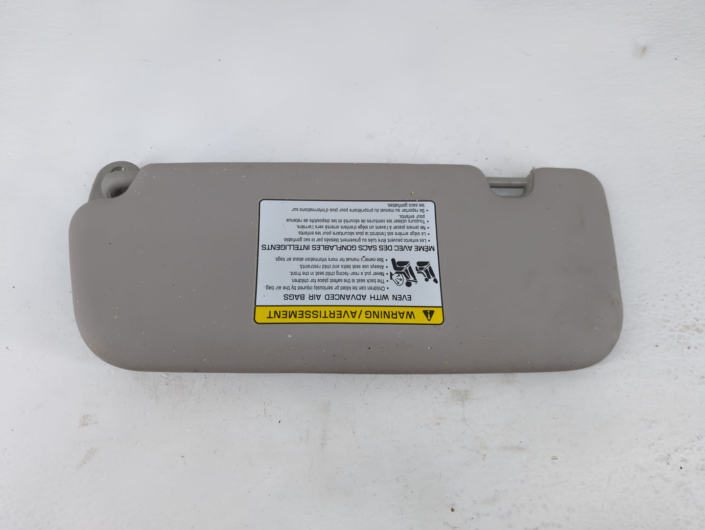 2017-2018 Kia Forte Sun Visor Shade Replacement Passenger Right Mirror Fits Fits 2017 2018 OEM Used Auto Parts - Oemusedauto