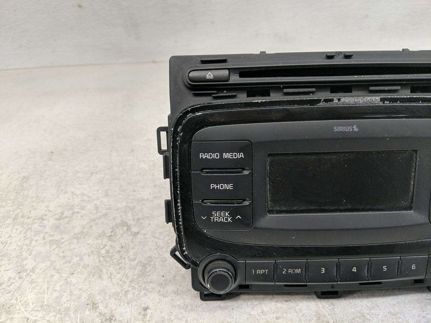 2017-2018 Kia Forte Radio AM FM Cd Player Receiver Replacement P/N:96170-B0010WK Fits Fits 2017 2018 OEM Used Auto Parts - O