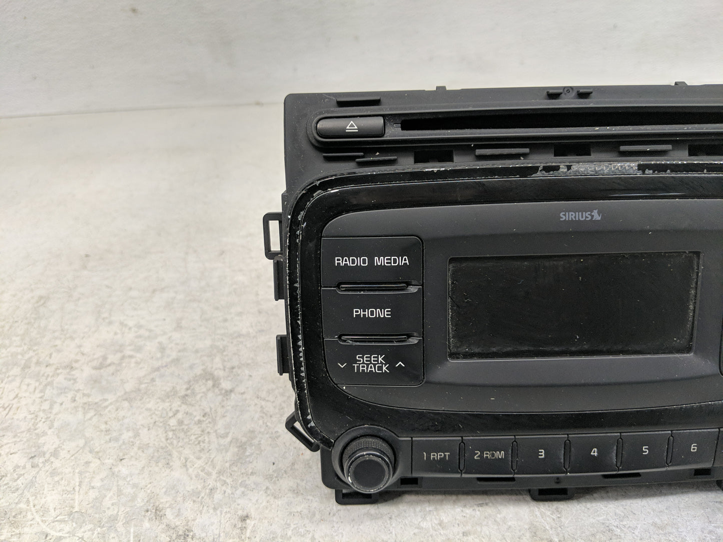 2017-2018 Kia Forte Radio AM FM Cd Player Receiver Replacement P/N:96170-B0010WK Fits Fits 2017 2018 OEM Used Auto Parts - O