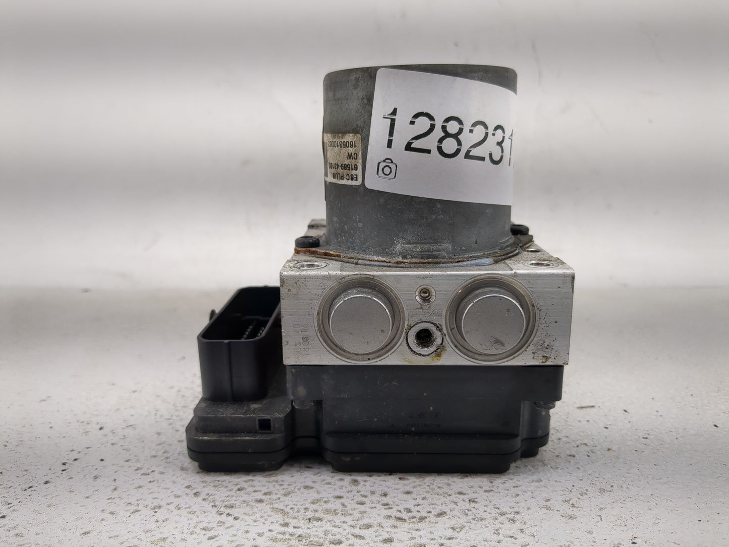 2017-2018 Kia Forte ABS Pump Control Module Replacement P/N:81589-43100 58900-B0400 Fits Fits 2017 2018 OEM Used Auto Parts 