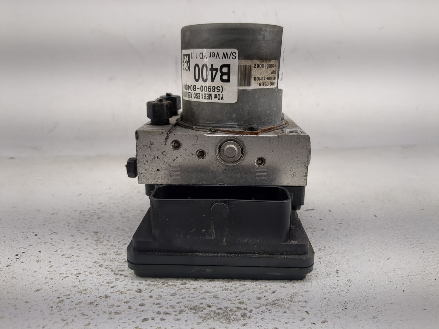 2017-2018 Kia Forte ABS Pump Control Module Replacement P/N:81589-43100 58900-B0400 Fits Fits 2017 2018 OEM Used Auto Parts 