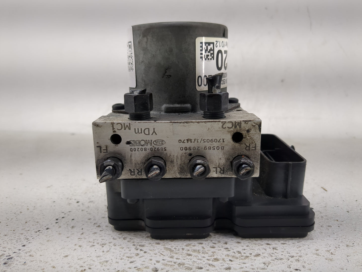 2017-2018 Kia Forte ABS Pump Control Module Replacement P/N:61589-45200 58900-B0200, 81589-43100, 58900-B0400 Fits Fits 2017