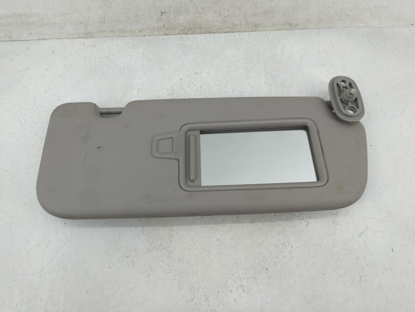 2017-2018 Kia Forte Sun Visor Shade Replacement Passenger Right Mirror Fits Fits 2017 2018 OEM Used Auto Parts - Oemusedauto