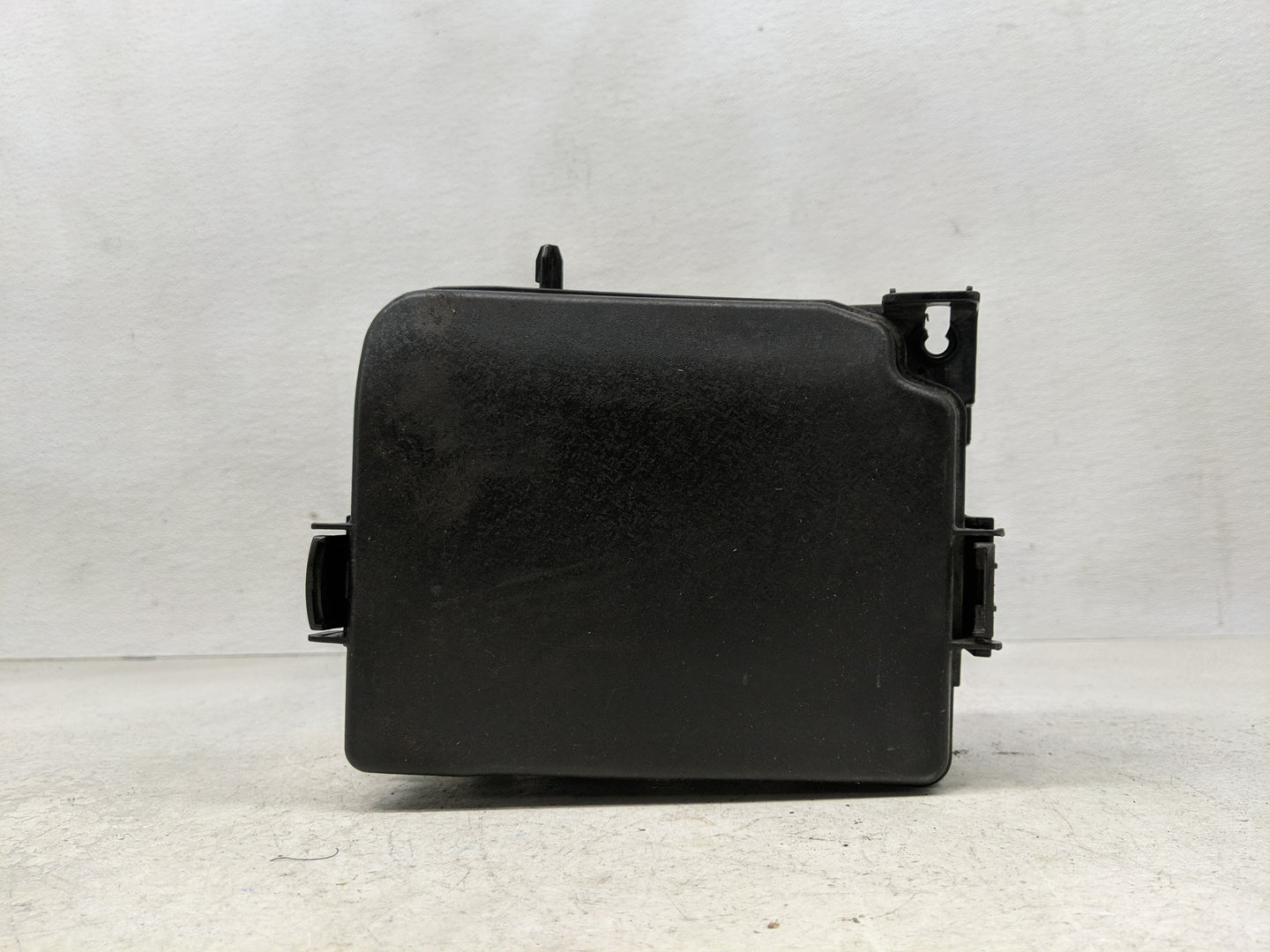 2017-2018 Kia Forte Fusebox Fuse Box Panel Relay Module P/N:91950-A7760 Fits Fits 2017 2018 OEM Used Auto Parts - Oemusedaut
