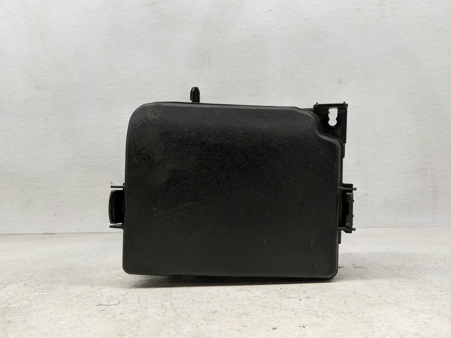2017-2018 Kia Forte Fusebox Fuse Box Panel Relay Module P/N:91950-A7760 Fits Fits 2017 2018 OEM Used Auto Parts - Oemusedaut