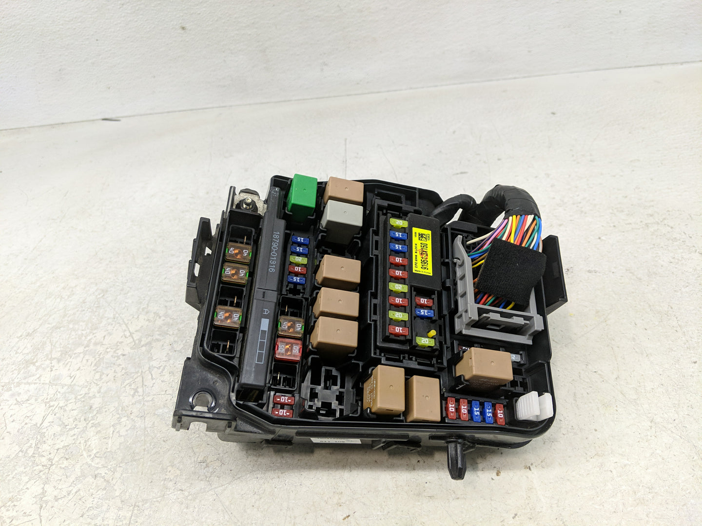 2017-2018 Kia Forte Fusebox Fuse Box Panel Relay Module P/N:91950-A7760 Fits Fits 2017 2018 OEM Used Auto Parts - Oemusedaut