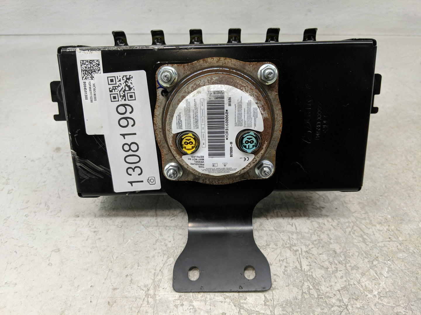 2015-2018 Kia Forte Air Bag Passenger Right Dashboard OEM P/N:B084591300 84530A7700 Fits Fits 2015 2016 2017 2018 OEM Used A