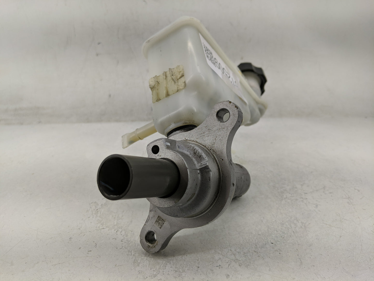 2014-2018 Kia Forte Brake Master Cylinder - Oemusedautoparts1.com