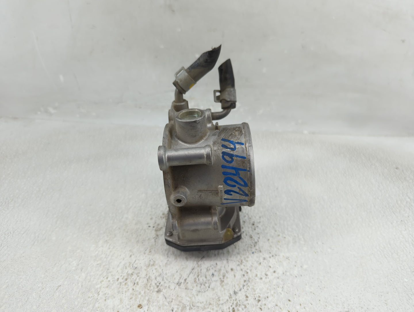 2014-2018 Kia Forte Throttle Body P/N:35100-2E000 Fits Fits 2011 2012 2013 2014 2015 2016 2017 2018 2019 2020 2021 OEM Used 