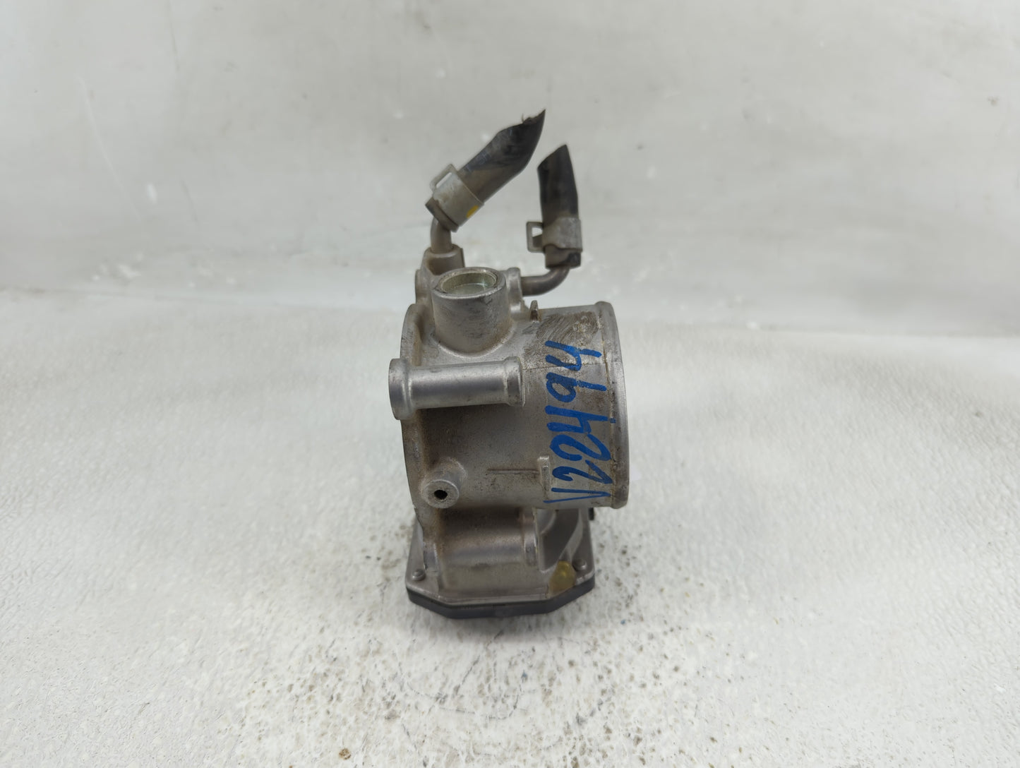 2014-2018 Kia Forte Throttle Body P/N:35100-2E000 Fits Fits 2011 2012 2013 2014 2015 2016 2017 2018 2019 2020 2021 OEM Used 