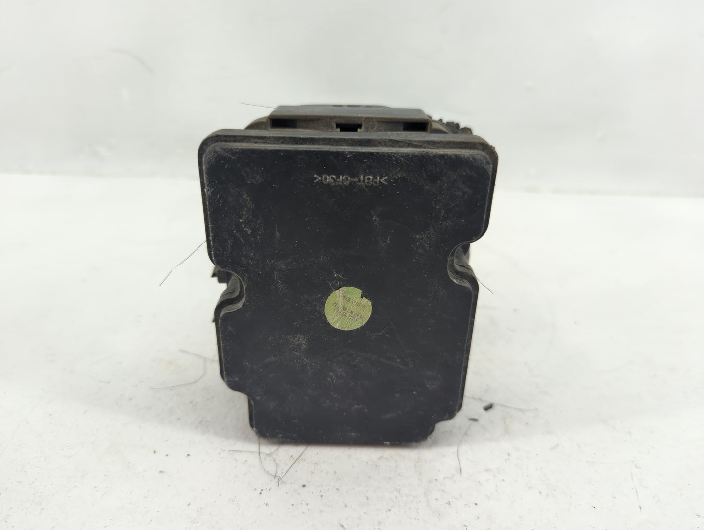 2017-2018 Kia Forte ABS Pump Control Module Replacement P/N:61589-45200 58900-B0200 Fits Fits 2017 2018 OEM Used Auto Parts 