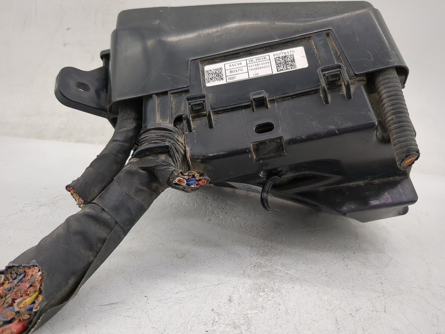2017-2018 Kia Forte Fusebox Fuse Box Panel Relay Module P/N:91218-B0170 Fits Fits 2017 2018 OEM Used Auto Parts - Oemusedaut
