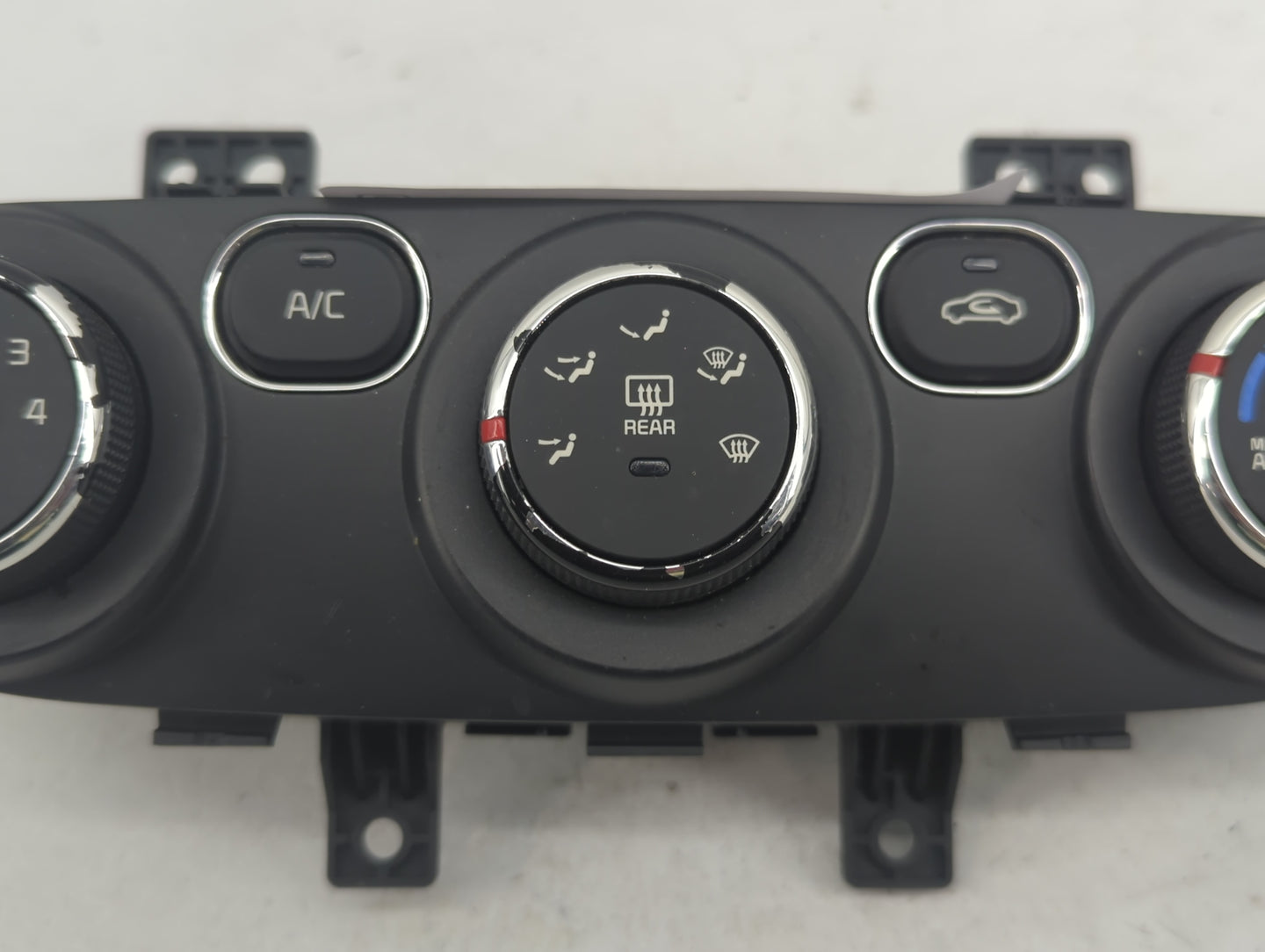2017-2018 Kia Forte Climate Control Module Temperature AC/Heater Replacement P/N:97250-B0AA0 Fits Fits 2017 2018 OEM Used Au