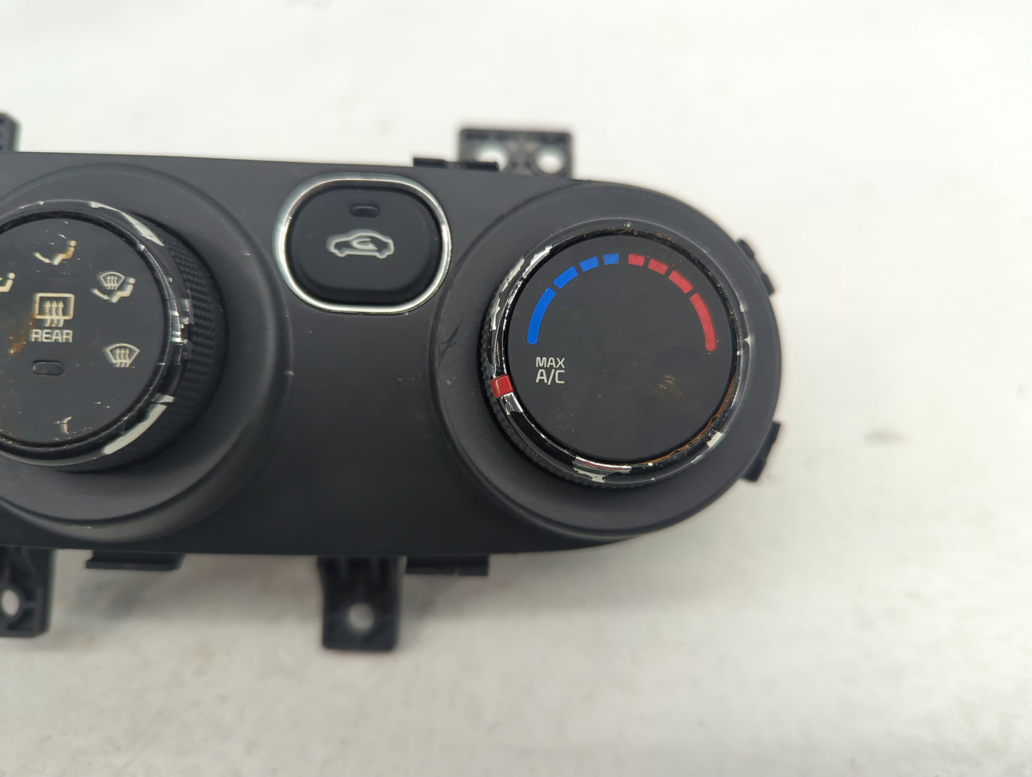 2017-2018 Kia Forte Climate Control Module Temperature AC/Heater Replacement P/N:97250-B0AA0 Fits Fits 2017 2018 OEM Used Au