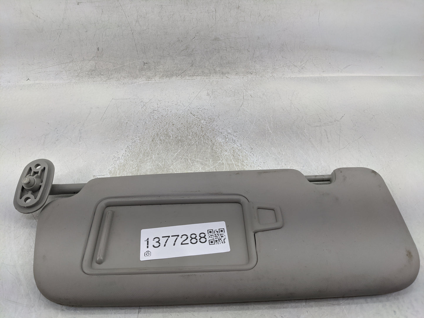 2017-2018 Kia Forte Sun Visor Shade Replacement Driver Left Mirror Fits Fits 2017 2018 OEM Used Auto Parts - Oemusedautopart