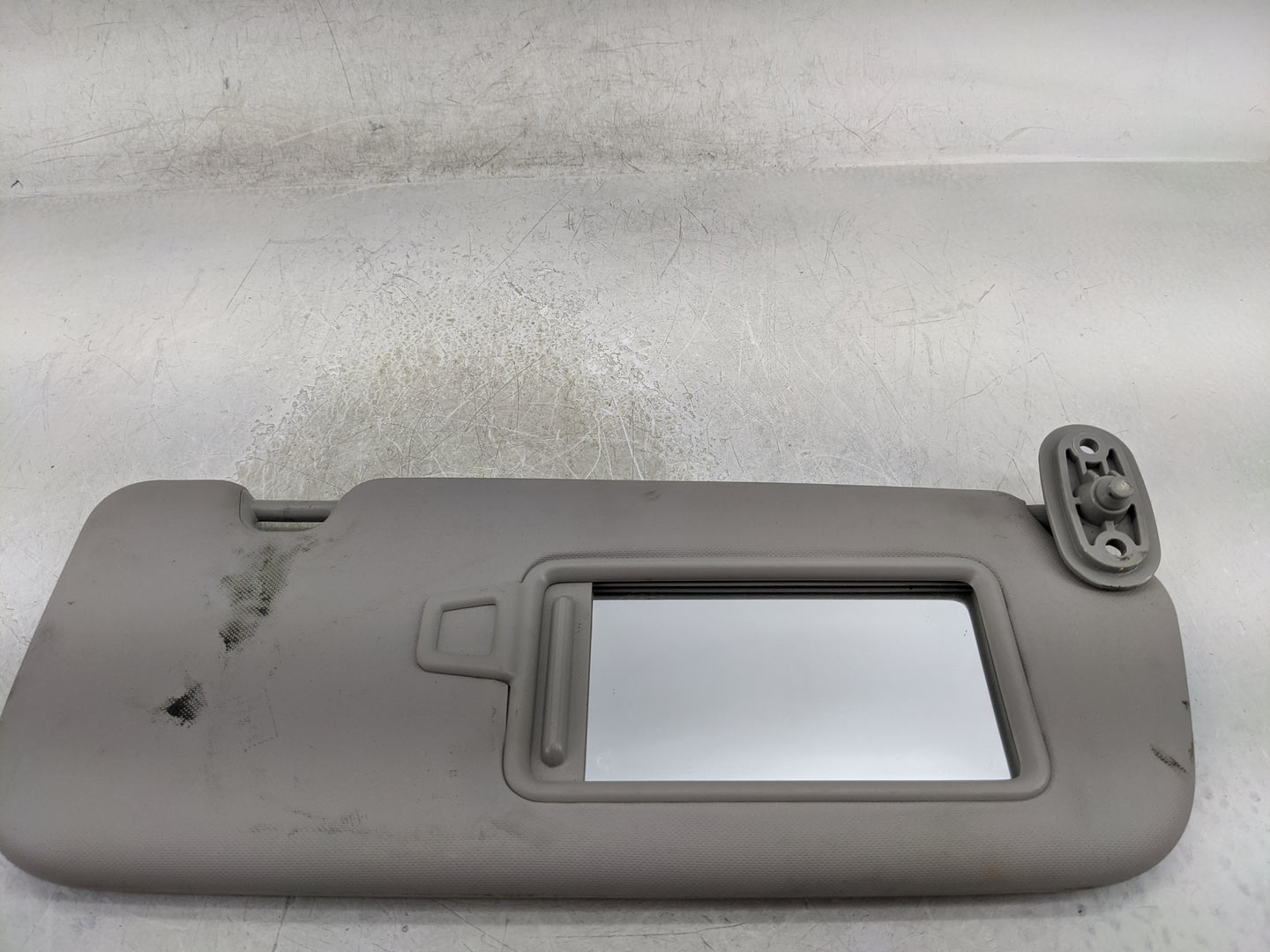 2017-2018 Kia Forte Sun Visor Shade Replacement Passenger Right Mirror Fits Fits 2017 2018 OEM Used Auto Parts - Oemusedauto