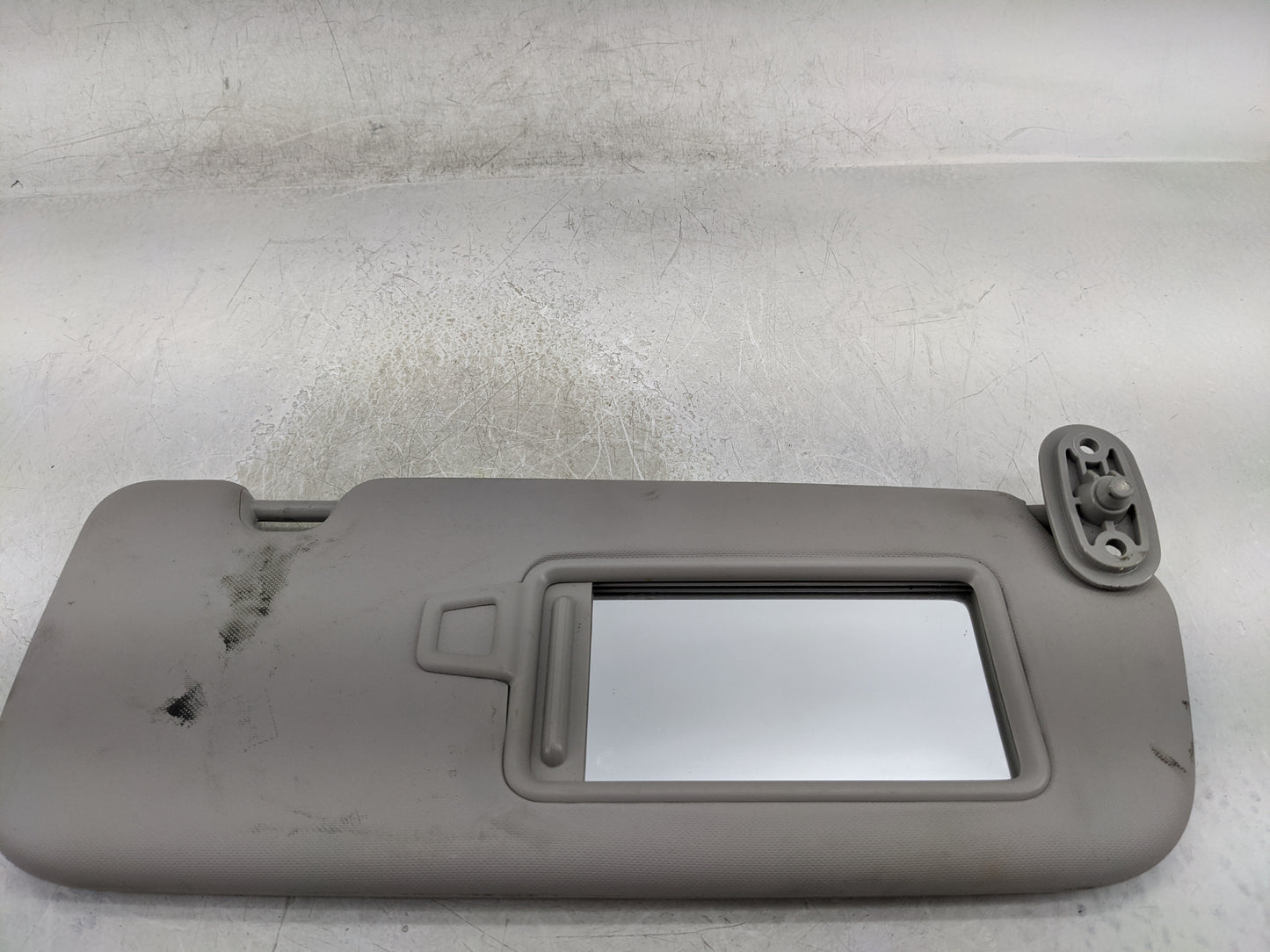 2017-2018 Kia Forte Sun Visor Shade Replacement Passenger Right Mirror Fits Fits 2017 2018 OEM Used Auto Parts - Oemusedauto