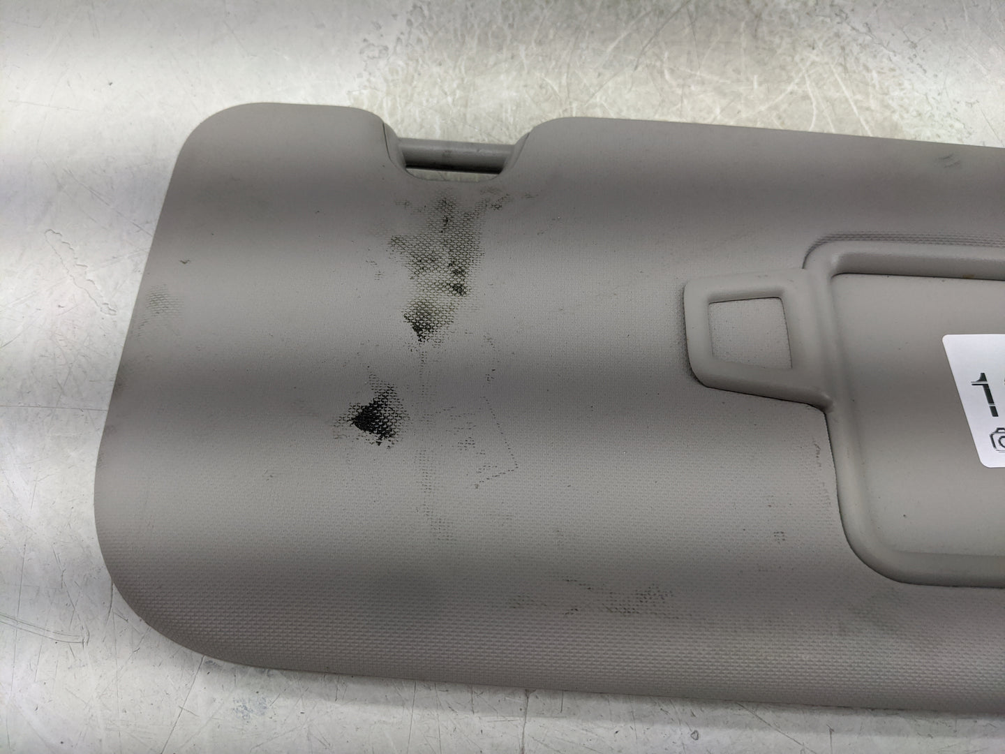 2017-2018 Kia Forte Sun Visor Shade Replacement Passenger Right Mirror Fits Fits 2017 2018 OEM Used Auto Parts - Oemusedauto