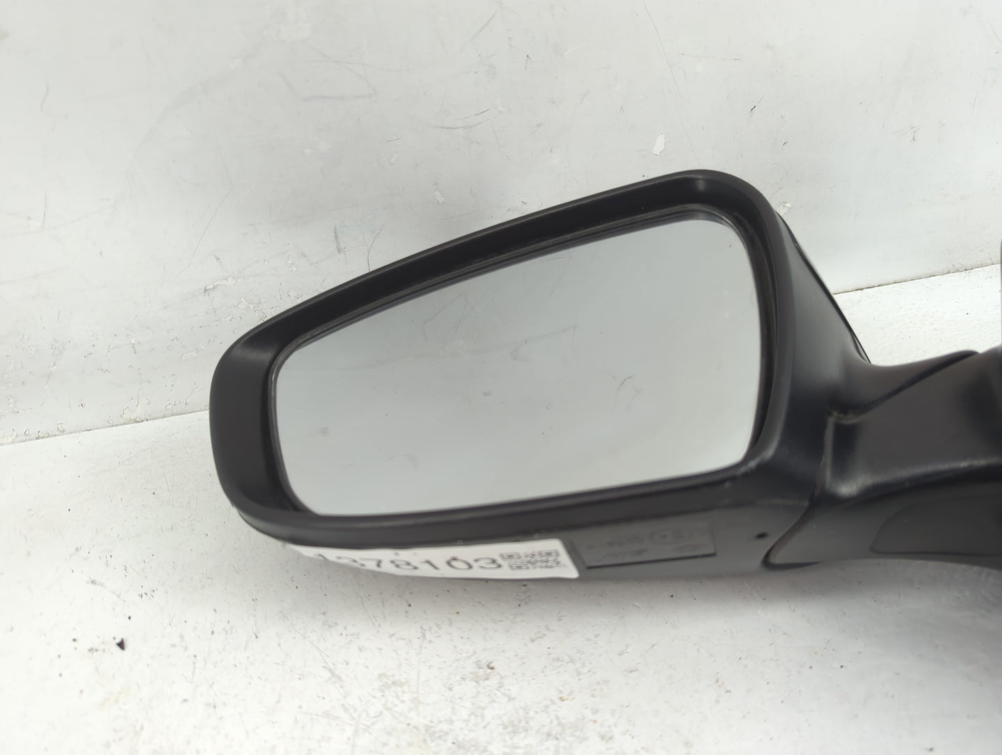 2016-2018 Kia Forte Driver Side View Mirror - Left Door Mirror OEM Used - Oemusedautoparts1.com