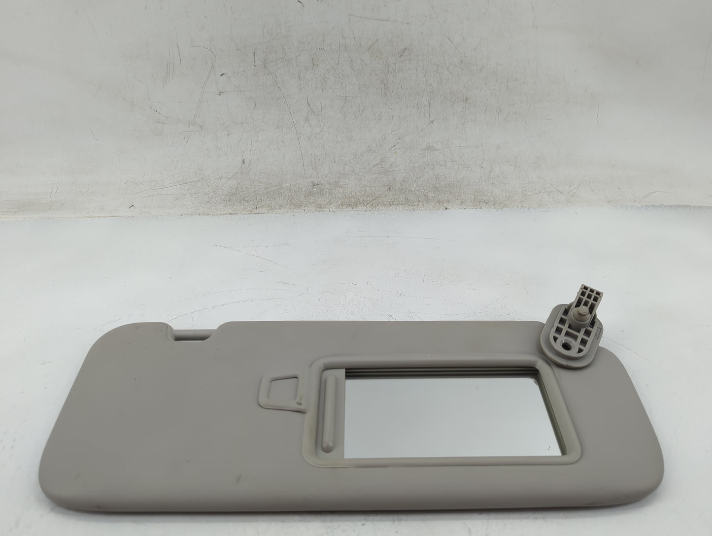 2017-2018 Kia Forte Sun Visor Shade Replacement Passenger Right Mirror Fits Fits 2017 2018 OEM Used Auto Parts - Oemusedauto