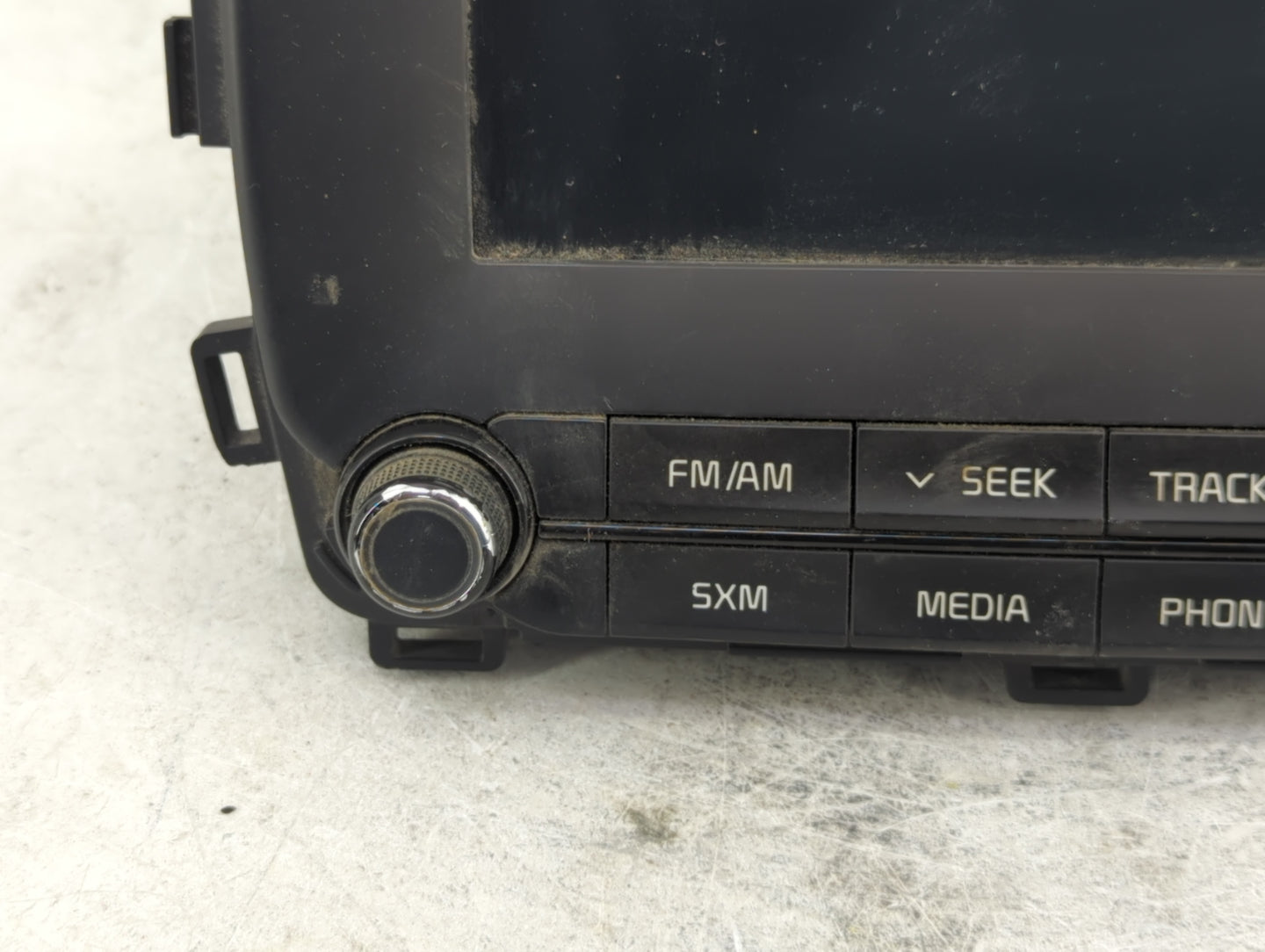 2017-2018 Kia Forte Radio AM FM Cd Player Receiver Replacement P/N:96160-B0000WK Fits Fits 2017 2018 OEM Used Auto Parts - O