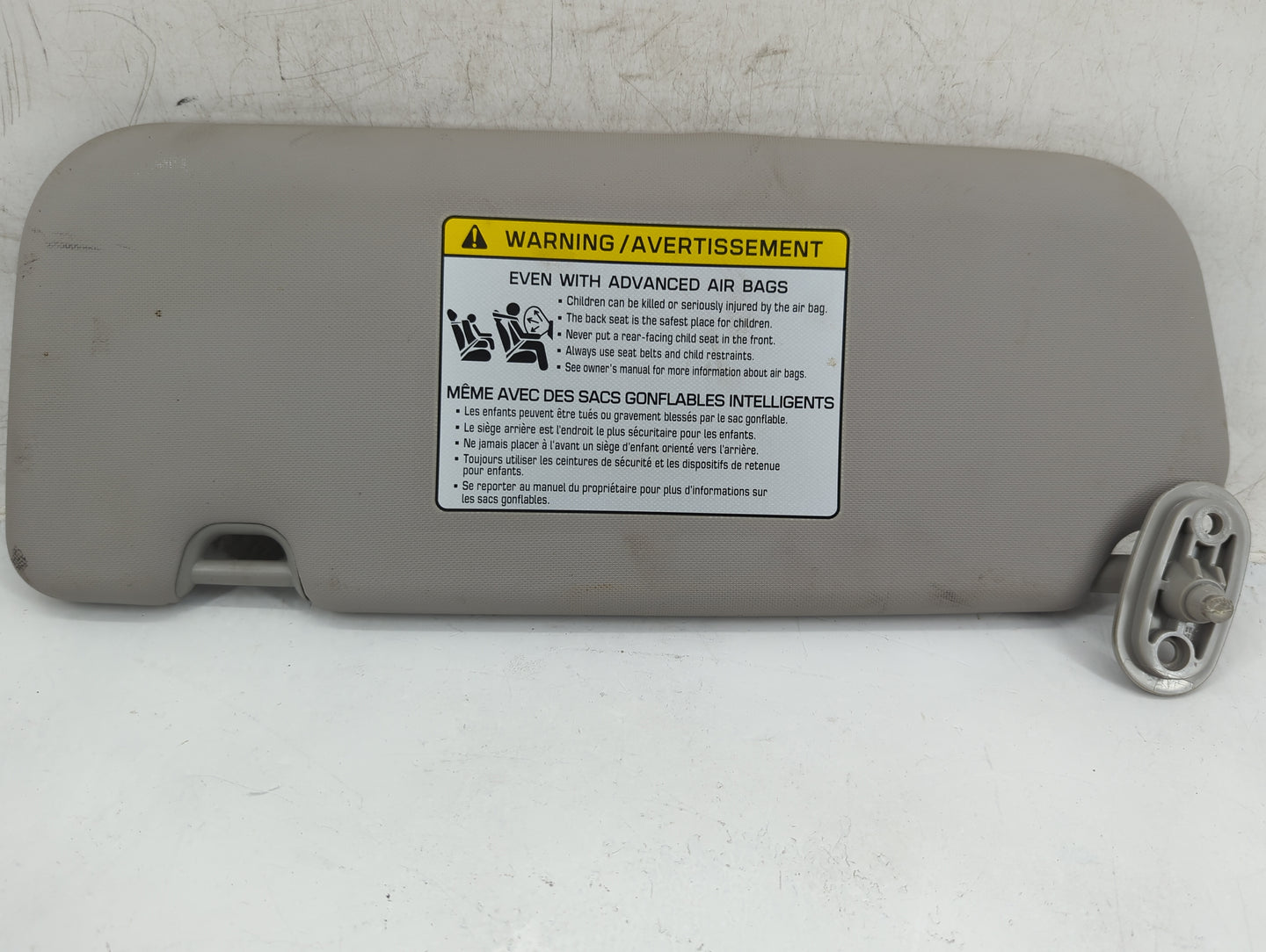 2017-2018 Kia Forte Sun Visor Shade Replacement Passenger Right Mirror Fits Fits 2017 2018 OEM Used Auto Parts - Oemusedauto