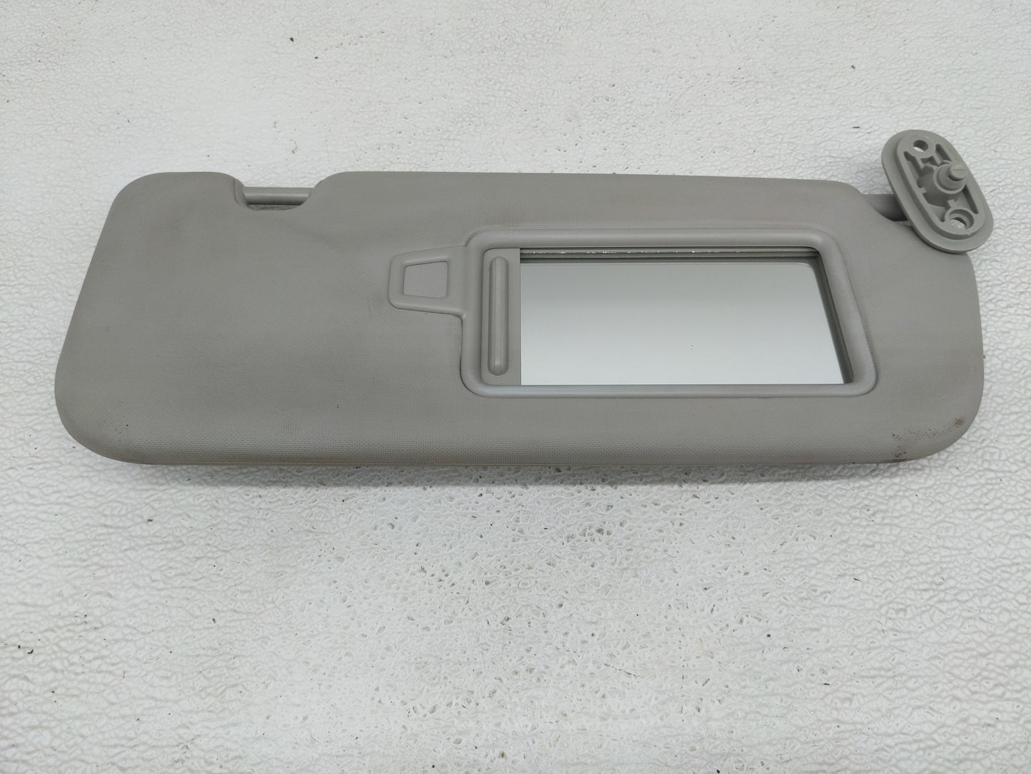 2017-2018 Kia Forte Sun Visor Shade Replacement Passenger Right Mirror Fits Fits 2017 2018 OEM Used Auto Parts - Oemusedauto