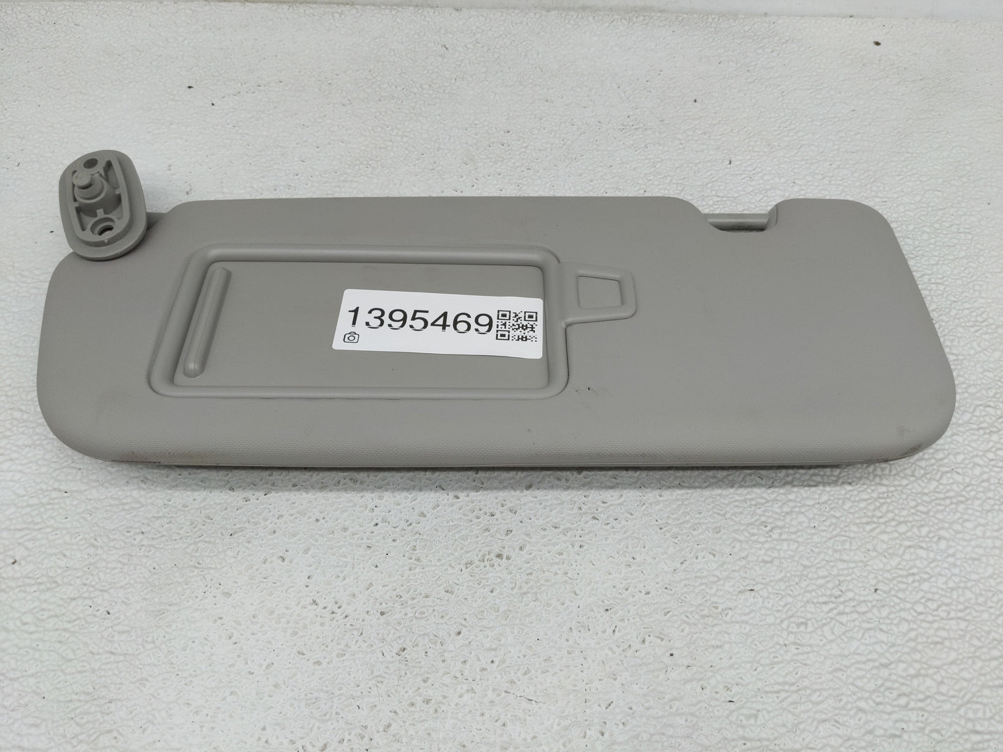 2017-2018 Kia Forte Sun Visor Shade Replacement Driver Left Mirror Fits Fits 2017 2018 OEM Used Auto Parts - Oemusedautopart