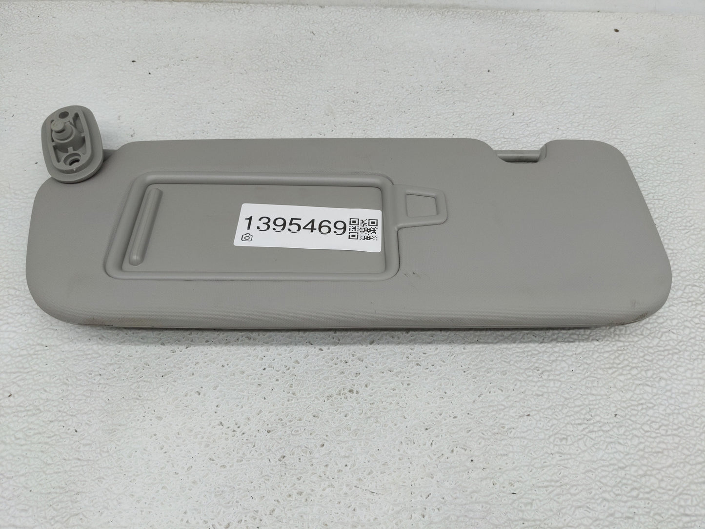 2017-2018 Kia Forte Sun Visor Shade Replacement Driver Left Mirror Fits Fits 2017 2018 OEM Used Auto Parts - Oemusedautopart