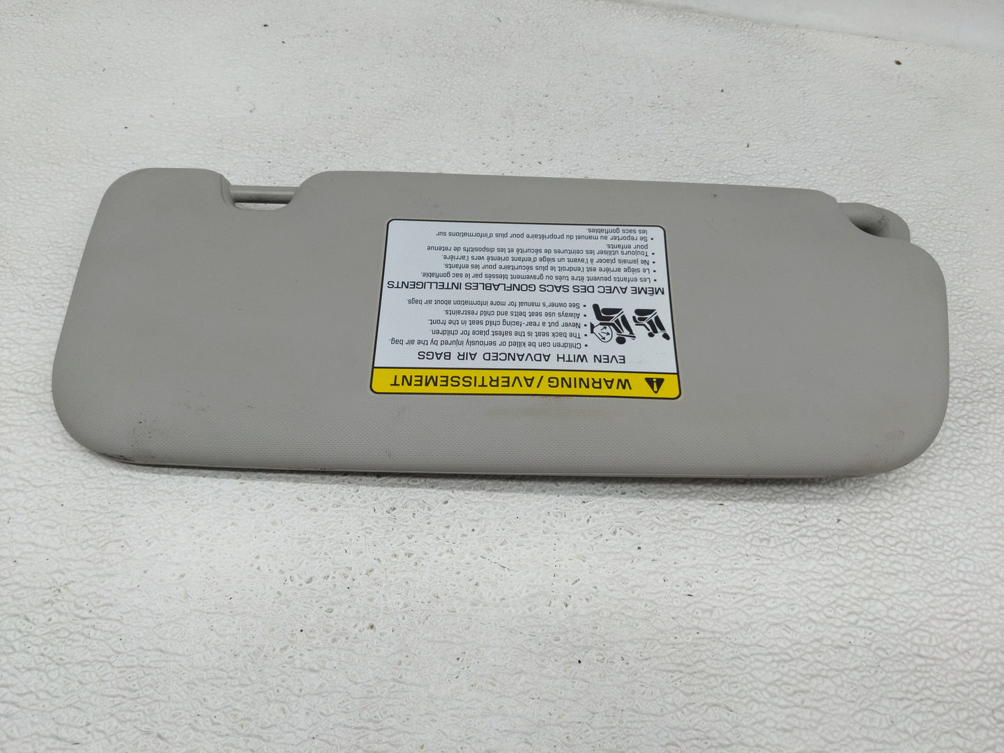 2017-2018 Kia Forte Sun Visor Shade Replacement Driver Left Mirror Fits Fits 2017 2018 OEM Used Auto Parts - Oemusedautopart