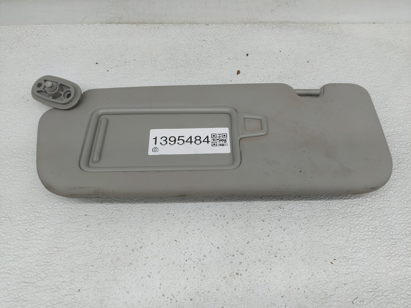 2017-2018 Kia Forte Sun Visor Shade Replacement Driver Left Mirror Fits Fits 2017 2018 OEM Used Auto Parts - Oemusedautopart