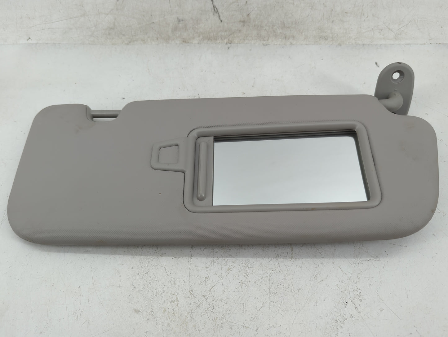 2017-2018 Kia Forte Sun Visor Shade Replacement Passenger Right Mirror Fits Fits 2017 2018 OEM Used Auto Parts - Oemusedauto