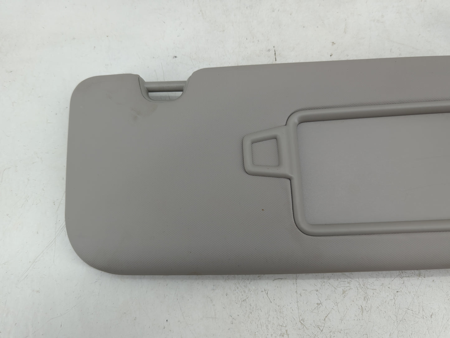 2017-2018 Kia Forte Sun Visor Shade Replacement Passenger Right Mirror Fits Fits 2017 2018 OEM Used Auto Parts - Oemusedauto