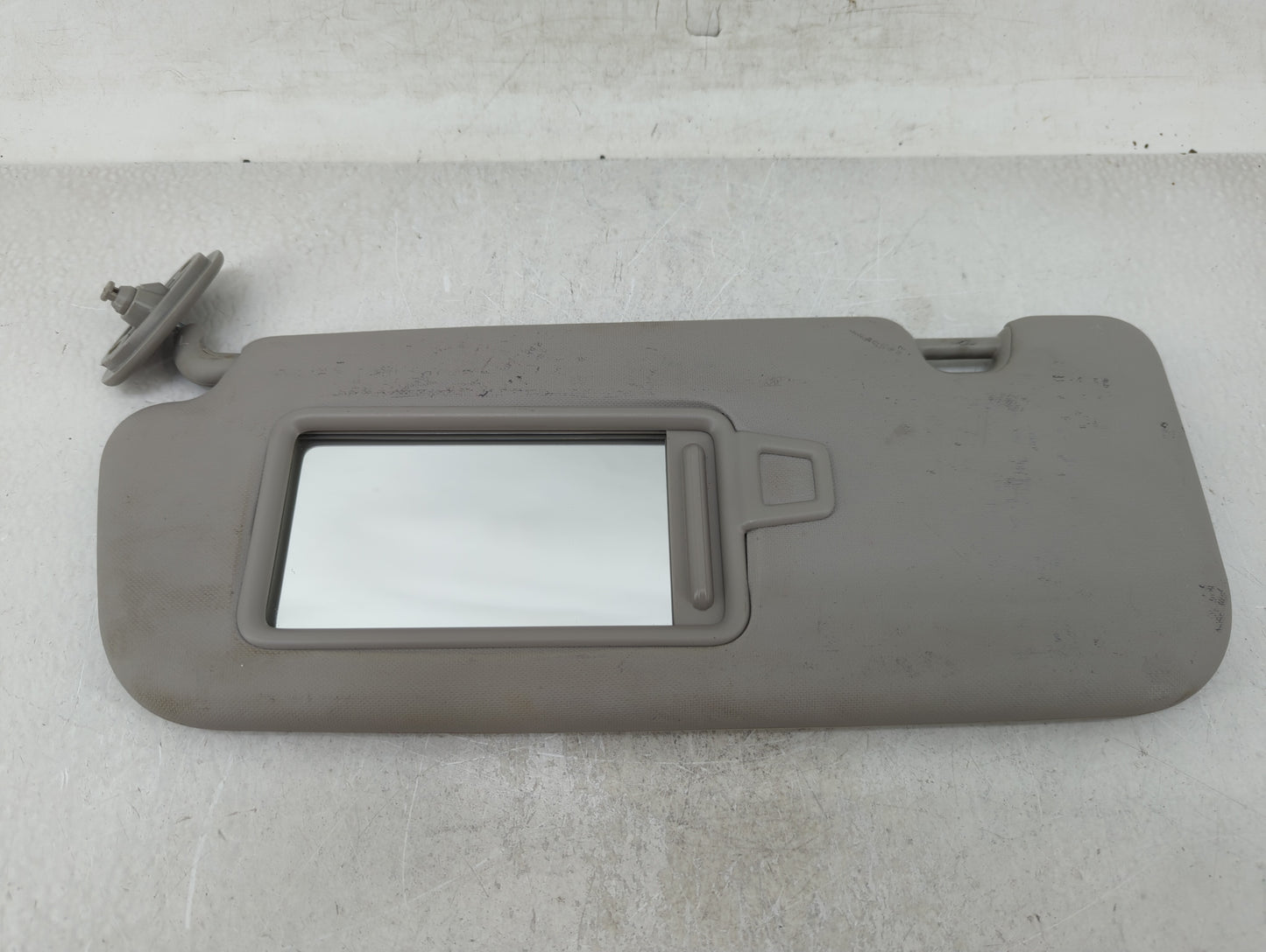 2017-2018 Kia Forte Sun Visor Shade Replacement Passenger Right Mirror Fits Fits 2017 2018 OEM Used Auto Parts - Oemusedauto